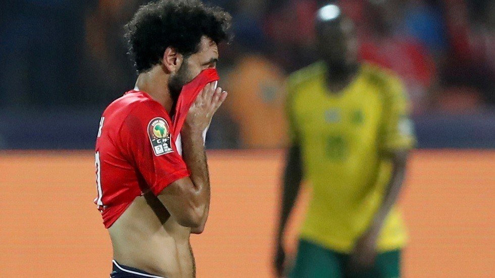 شاهد.. صحيفة جنوب إفريقية "تسخر" من محمد صلاح بصورة