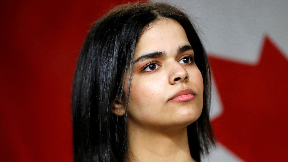 رهف محمد تهاجم "الذباب السعودي" وتوجه نداء لمتابعيها