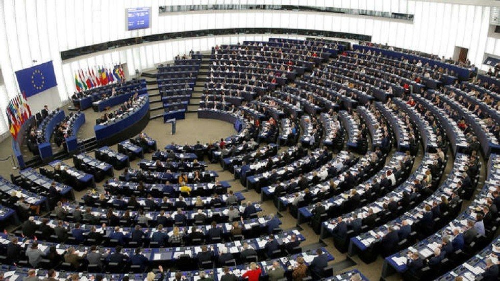 برلماني أوروبي يناصر روسيا