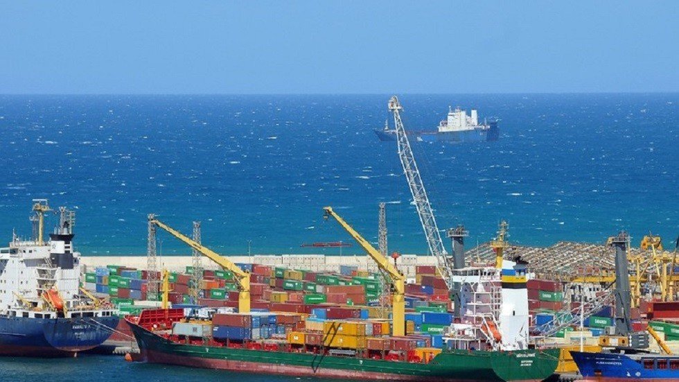 مصر.. السعودية ستحظر دخول البضائع المصرية الموضوعة في أكياس تقليدية