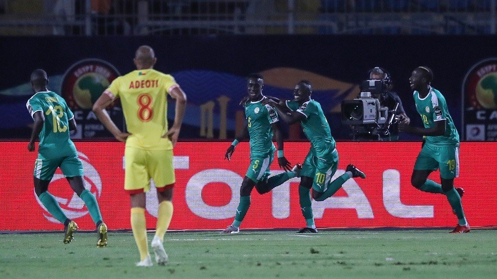 شاهد.. "أسود تيرانغا" تلتهم "السناجب" في مباراة تاريخية