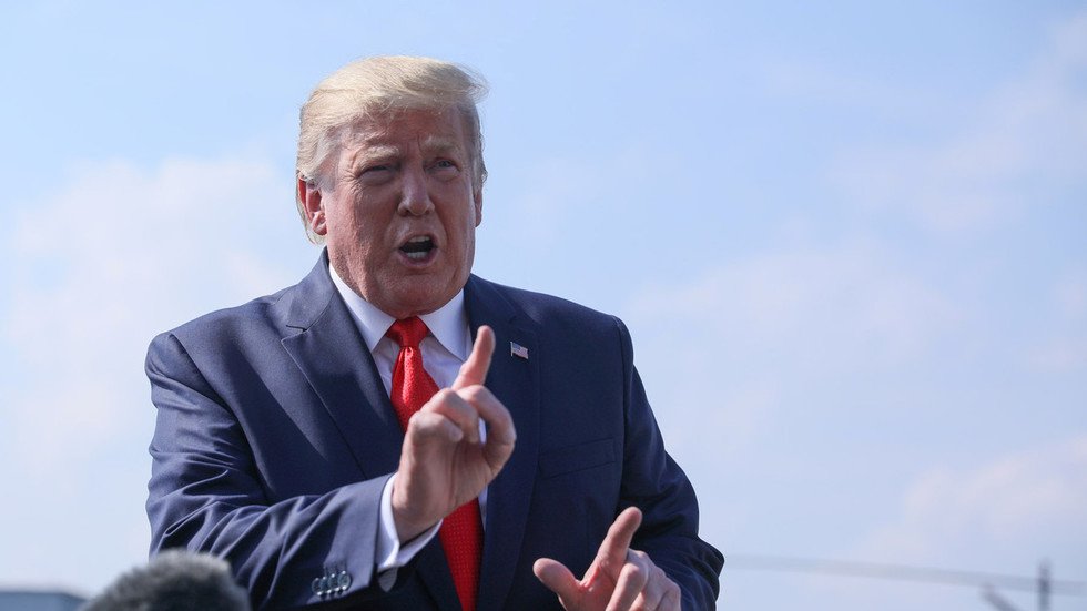 إسقاط دعوى مقامة ضد ترامب