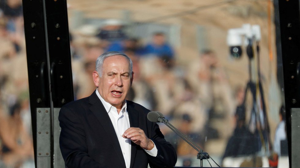 نتنياهو: نستعد لهجوم واسع ومفاجئ على غزة