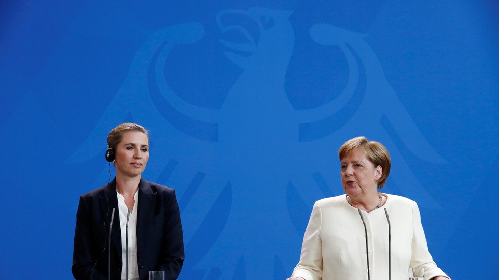 ميركل تعليقا على حالات رعشتها الشديدة: أفهم مدى مسؤولية منصبي.. أراقب صحتي