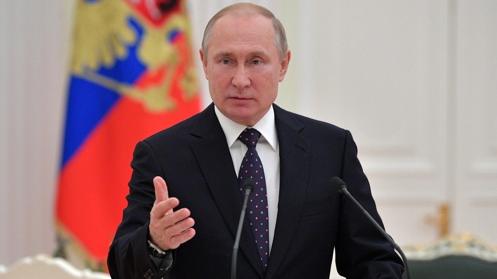 بوتين يعلق على مقترح زيلينسكي لعقد اجتماع بمشاركة ترامب وماي وميركل وماكرون