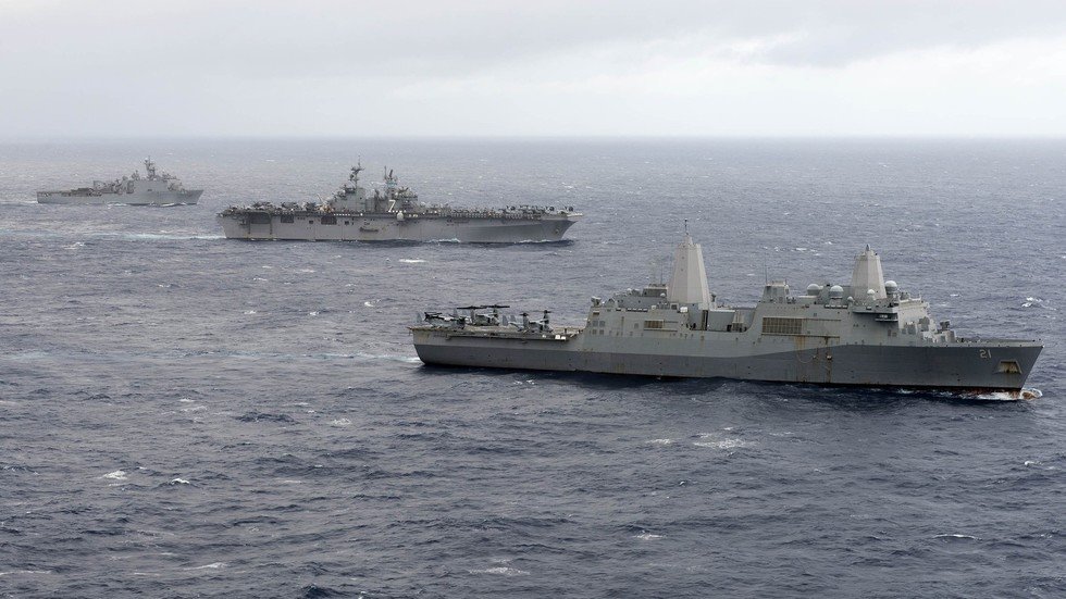 الأسطول السادس الأمريكي يستعد لاصطياد الناقلات الروسية في البحر الأبيض المتوسط
