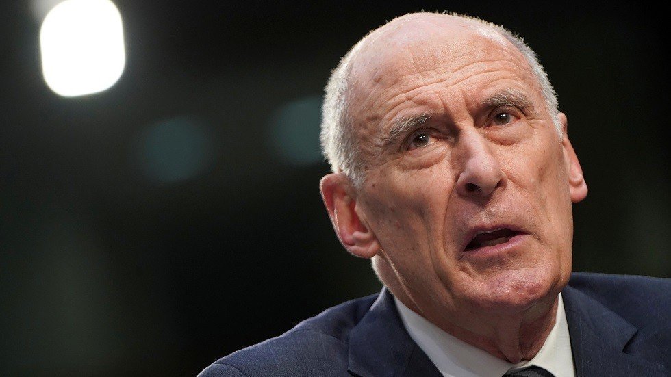 وسائل إعلام: ترامب يريد إقالة مدير الاستخبارات الوطنية