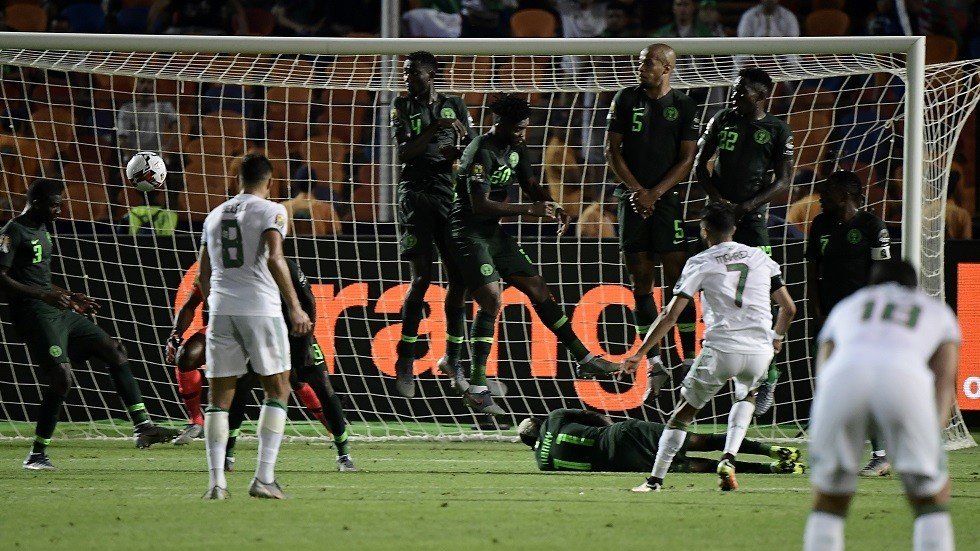 شاهد.. الجزائر تهزم نيجيريا بهدف قاتل وتبلغ نهائي كأس إفريقيا