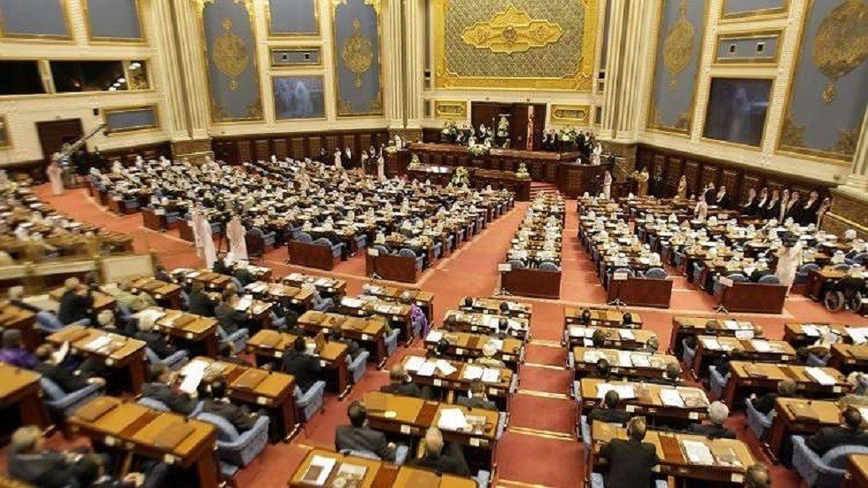 السعودية تدرس مقترحا بمنع المتحرشين من ممارسة بعض المهن