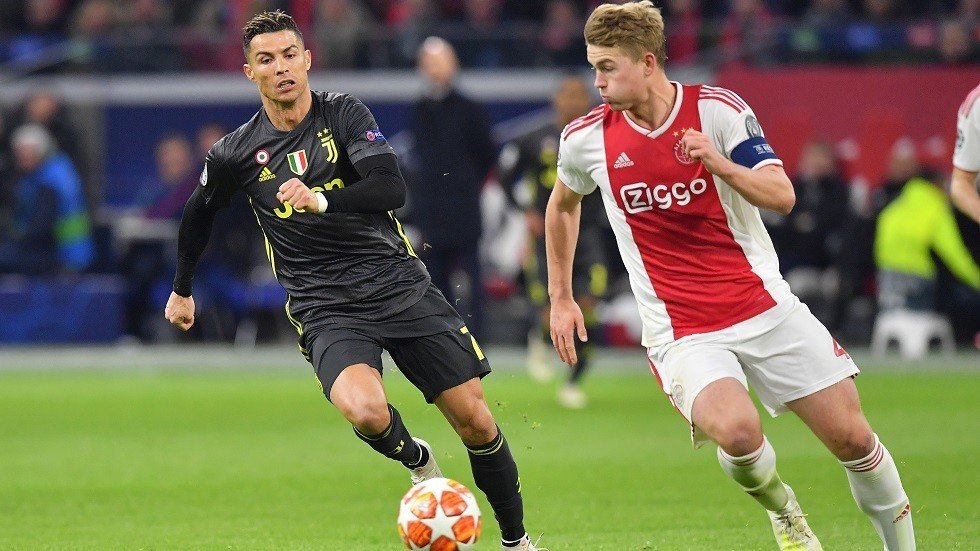 دي ليخت إلى جوار كريستيانو رونالدو لمدة 5 أعوام 