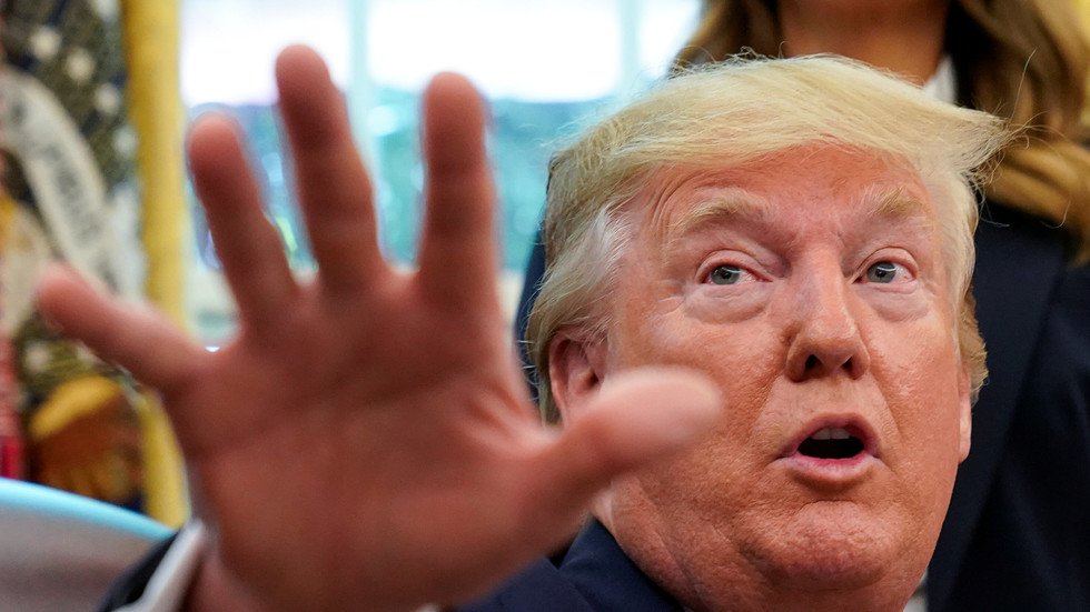 ترامب يرد على فيديو الحرس الثوري: واثقون من إسقاط الطائرة الإيرانية المسيرة أمس 