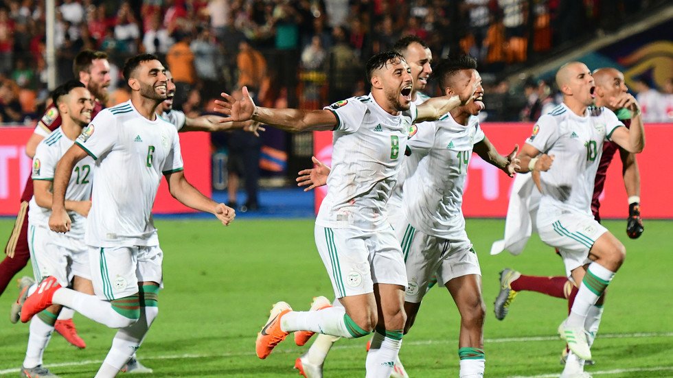 بعد أن صدقت توقعاته.. ملك التوقعات المصري لـ RT: سعيد بفوز الجزائر