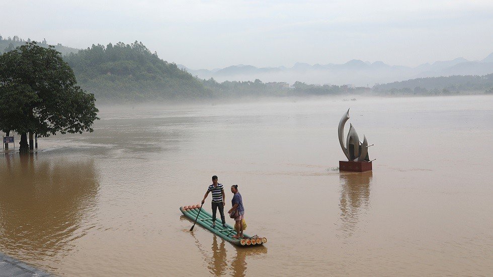 مصرع  4 سياح حاصرهم الفيضان شرقي الصين