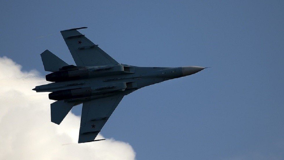 مجلة روسية تكشف عن صفقات مقاتلات عقدتها مصر والجزائر مع روسيا