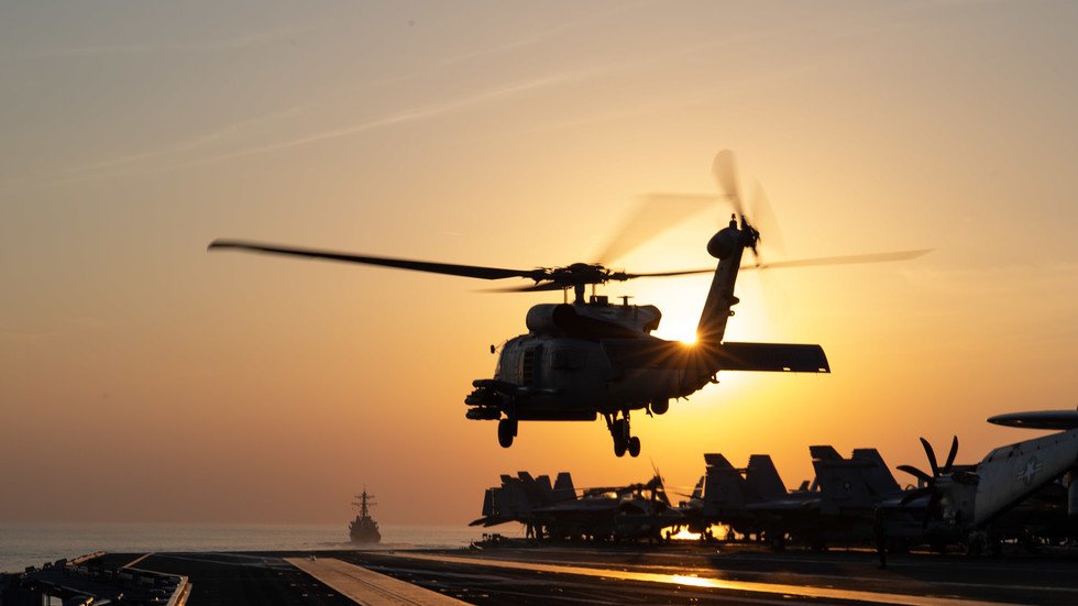 يجرّون روسيا إلى حرب الناقلات