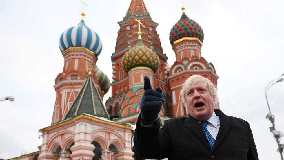 جونسون يريد الخروج وموسكو الدفء