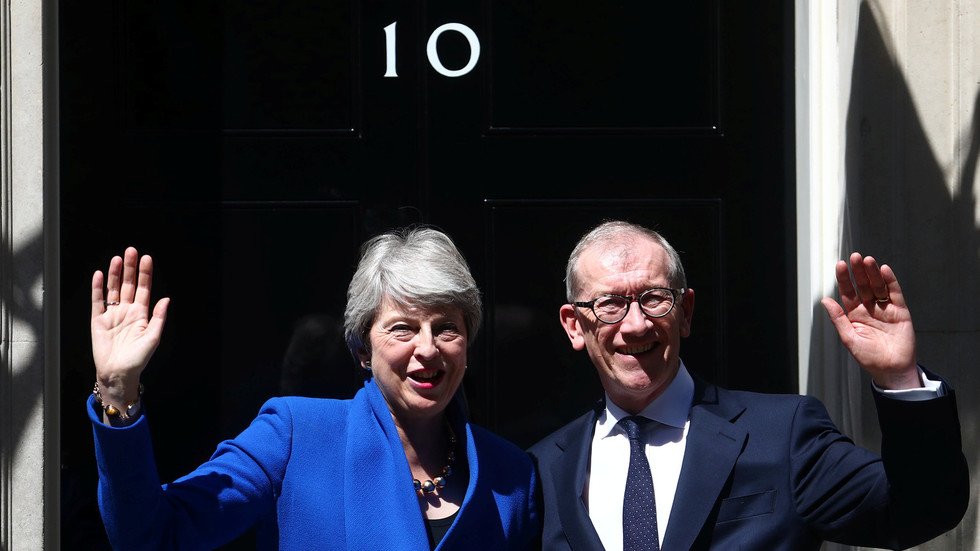 تيريزا ماي تودع 