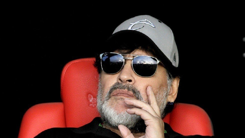 مارادونا يخضع لعملية جراحية