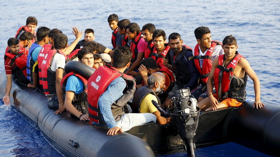 تركيا تفتح أبواب أوروبا أمام ملايين اللاجئين