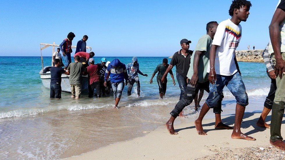 انتشال 62 جثة لمهاجرين قبالة السواحل الليبية