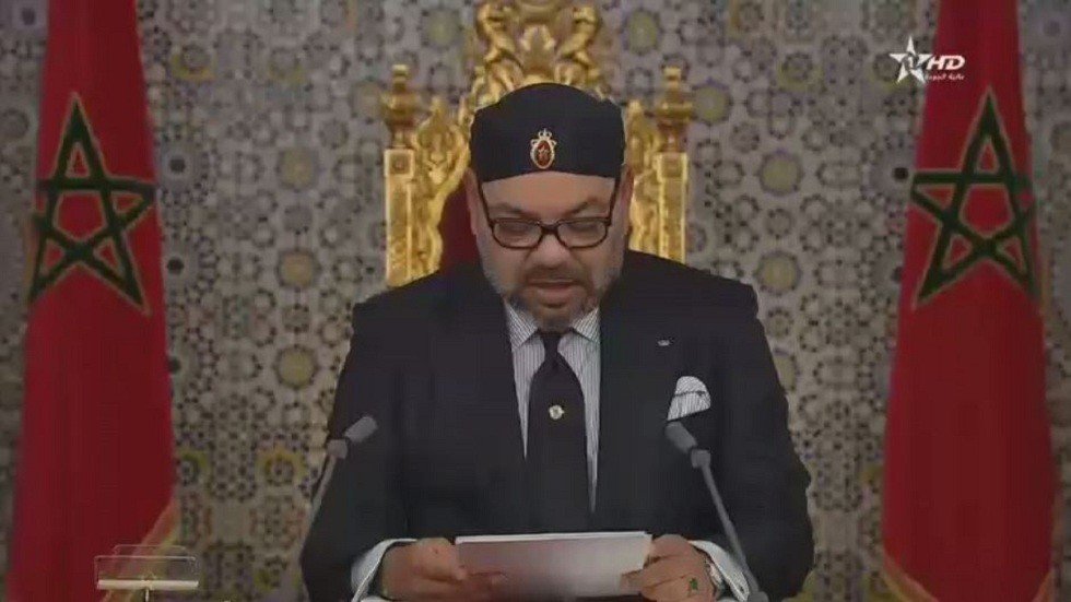 محمد السادس: ملتزمون بنهج اليد الممدودة تجاه الجزائر