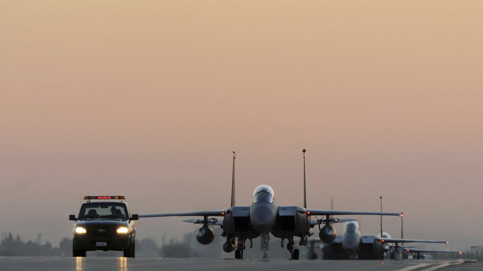 تركيا قد تطرد الأمريكيين من قاعدتي "إنجرليك" و"كوريتشيك"