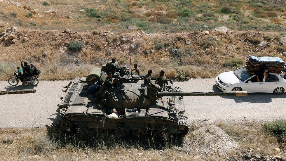 مصدر عسكري لـ RT: اغتيال قيادي سابق بـ "ألوية سيف الشام" بعد انضمامه للجيش السوري