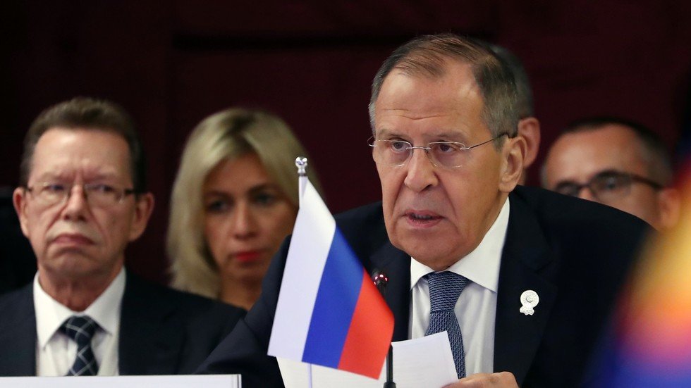 لافروف يؤكد تعزيز التعاون العملي بين روسيا وبلدان "آسيان"