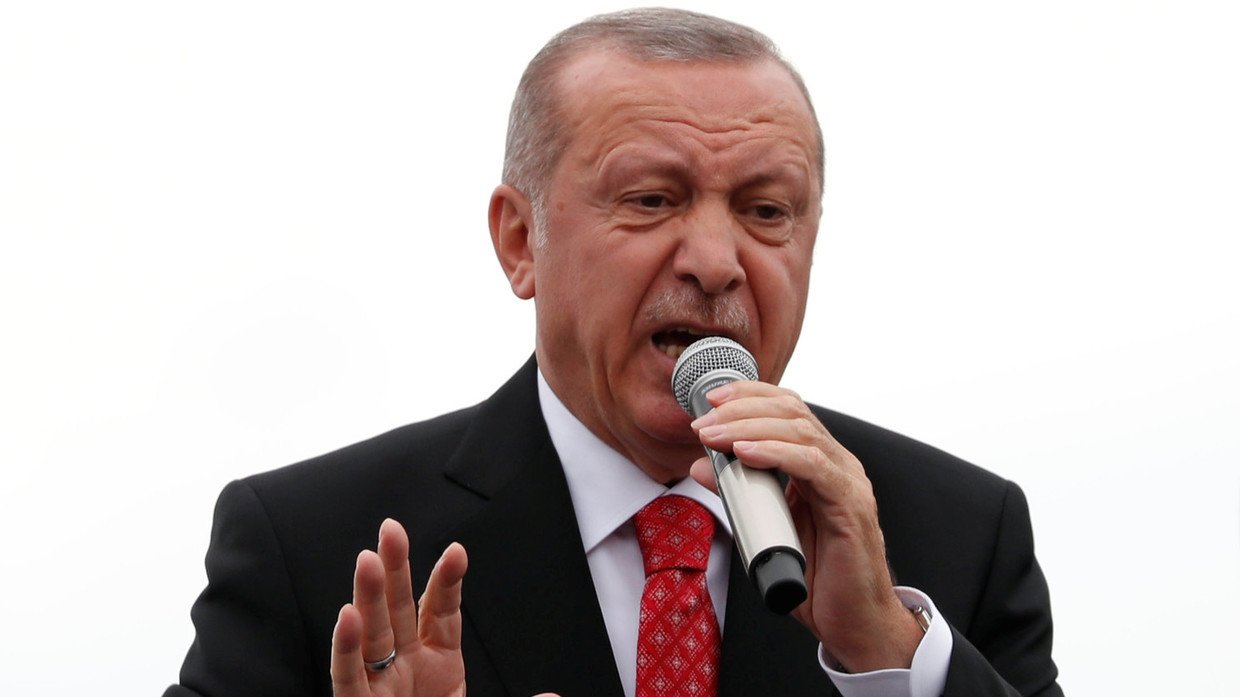 أردوغان يهاجم رفيق دربه  باباجان 