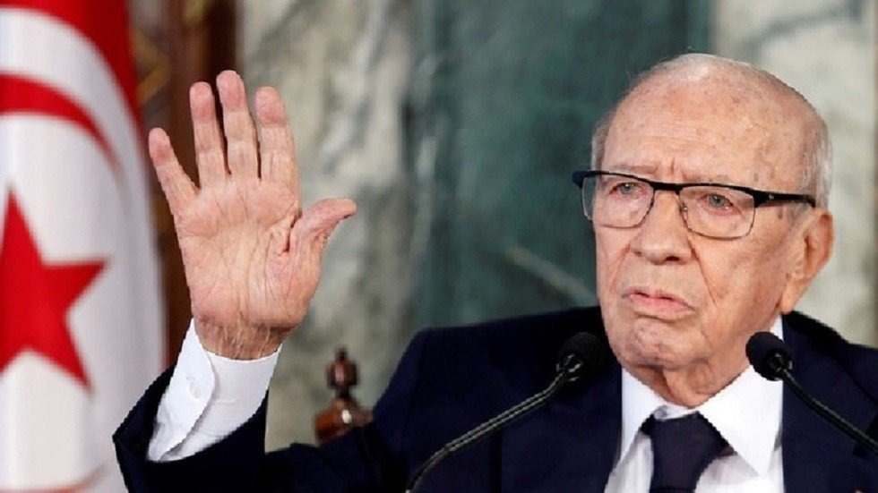 وفاة الرئيس التونسي الباجي قايد السبسي في المستشفى العسكري بتونس