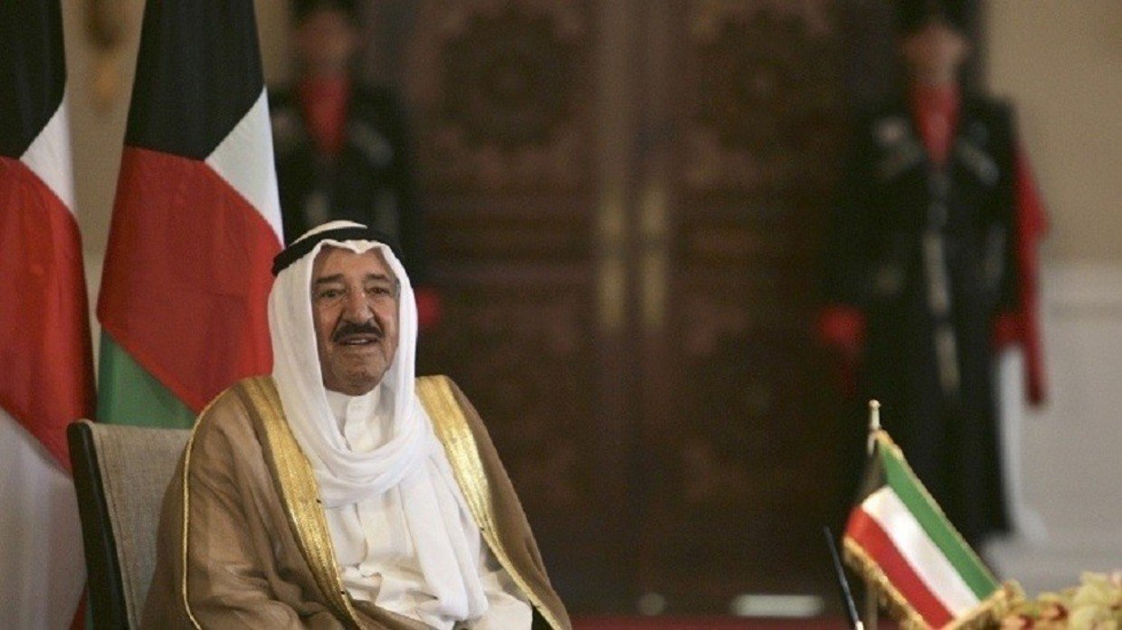 أمير الكويت يبني بيوتا لعراقيين شردهم 