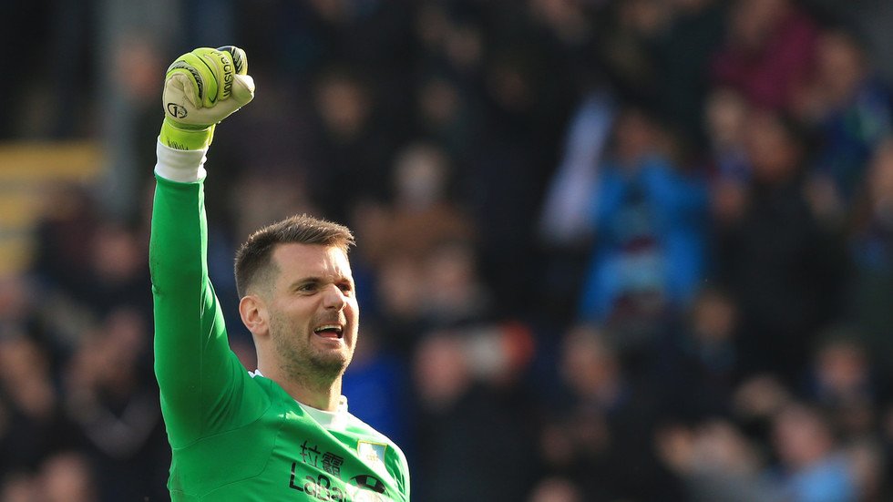 هيتون حارسا للصاعد أستون فيلا