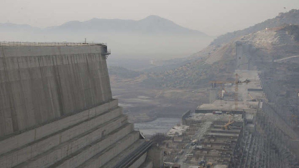 مصر والسودان يبحثان استئناف مفاوضات سد النهضة الإثيوبي