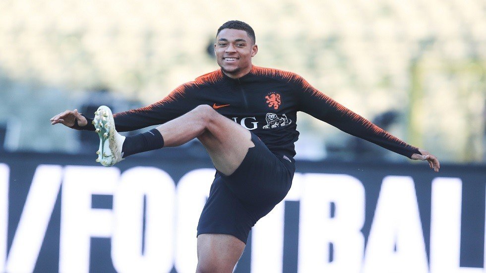 بورنموث يتعاقد مع الهولندي دانيوما