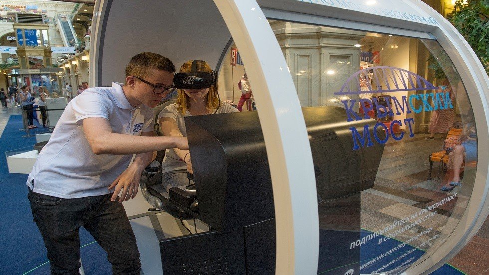 افتتاح معرض افتراضي لجسر القرم في موسكو