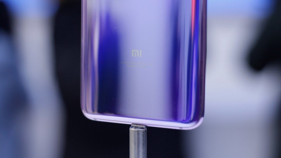 Xiaomi تطور هاتفا لا يحتاج للشحن!