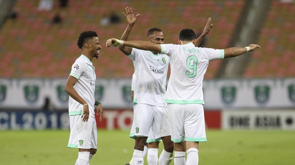 شاهد.. عمر السومة يسجل رقما مميزا بهدف رائع