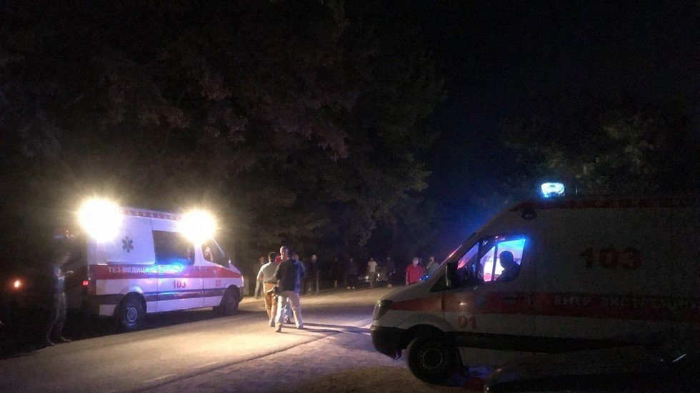 قتيل ونحو 35 جريحا أثناء محاولة اعتقال رئيس قرغيزستان السابق