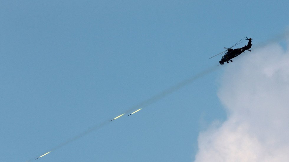 الصين سترد على أمريكا في البحر والجو