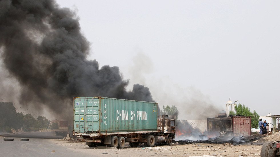 الأمم المتحدة قلقة من التصعيد في عدن وتدعو لوقف القتال