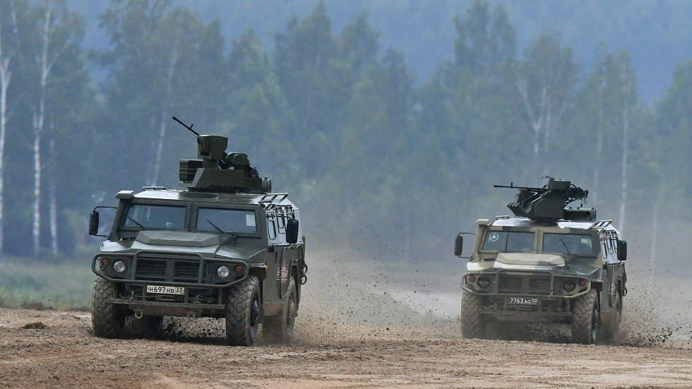 شاهد.. لقطات مميزة لإطلاق النار من عربات "تيغر" الروسية