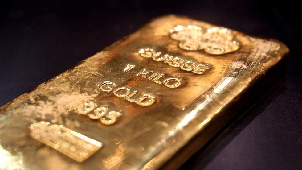 الذهب عند أعلى مستوى في نحو 6 أعوام