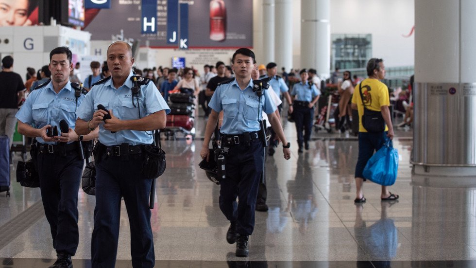 بكين مخاطبة واشنطن: توقفوا عن حشر أنوفكم في هونغ كونغ!