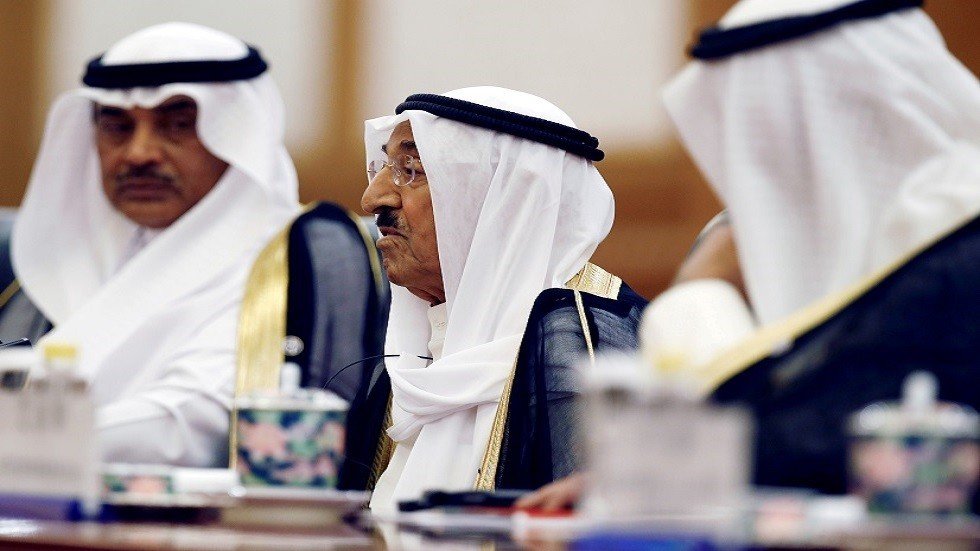 وزير خارجية إيران يتمنى الشفاء لأمير الكويت