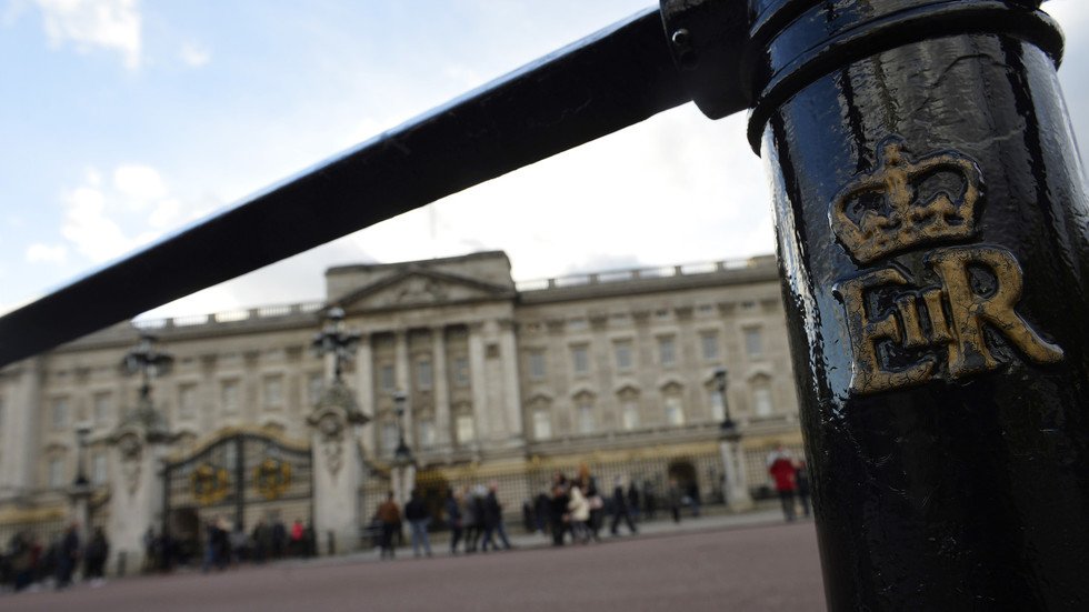 أمير بريطاني يصدر بيانا على خلفية اتهامه في قضية إبشتاين