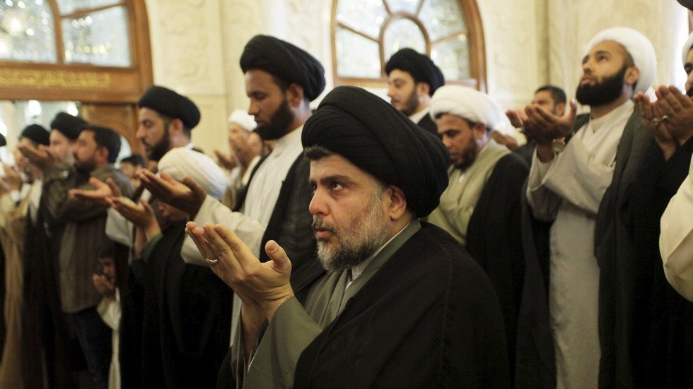 مقتدى الصدر يعتذر من الإمام علي