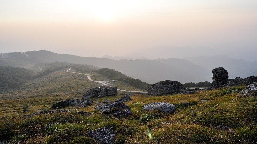 "وجوه غريبة" في "أول مدينة أوروبية" تربك العلماء