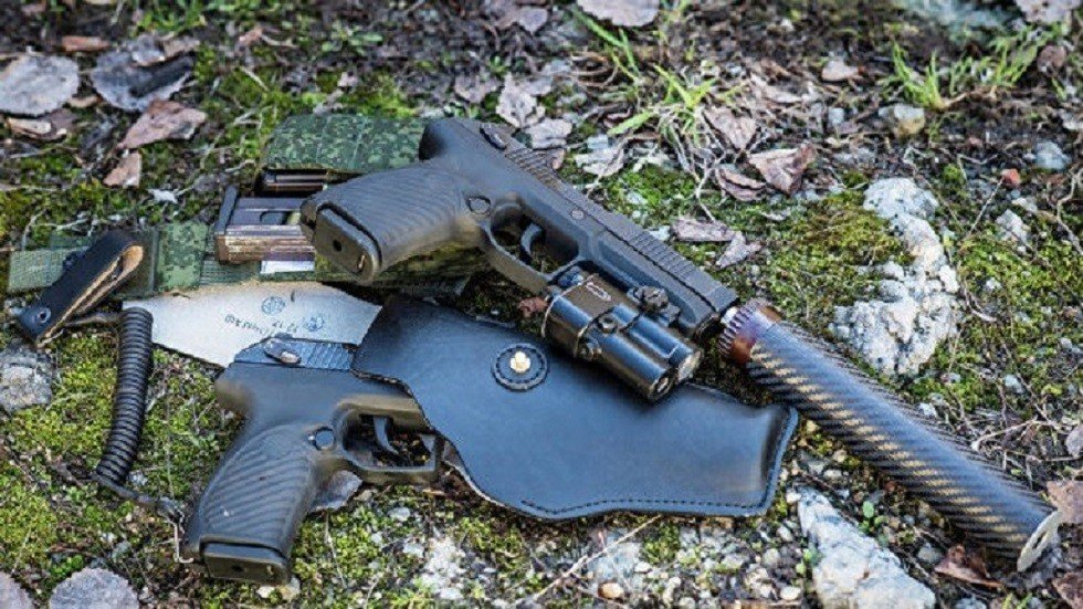 تصميم مسدس صغير خاص بأجهزة الأمن الروسية