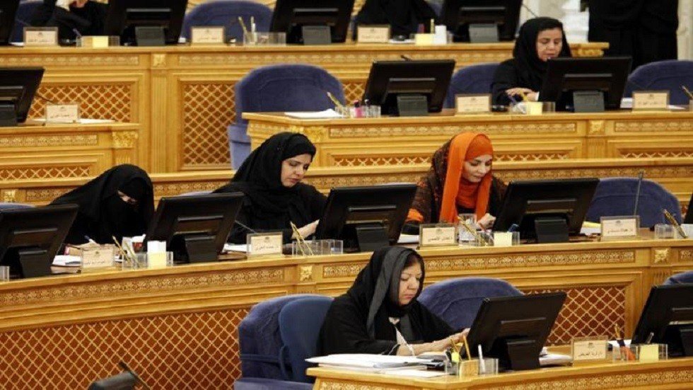 نساء السعودية يطالبن بالمزيد من الحريات والحقوق بعد إلغاء الوصاية عليهن