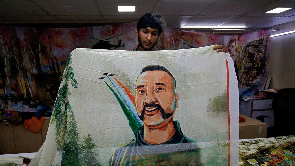 فيلم هندي أحداثه حقيقية بطله "الطيار الذي أسرته باكستان"